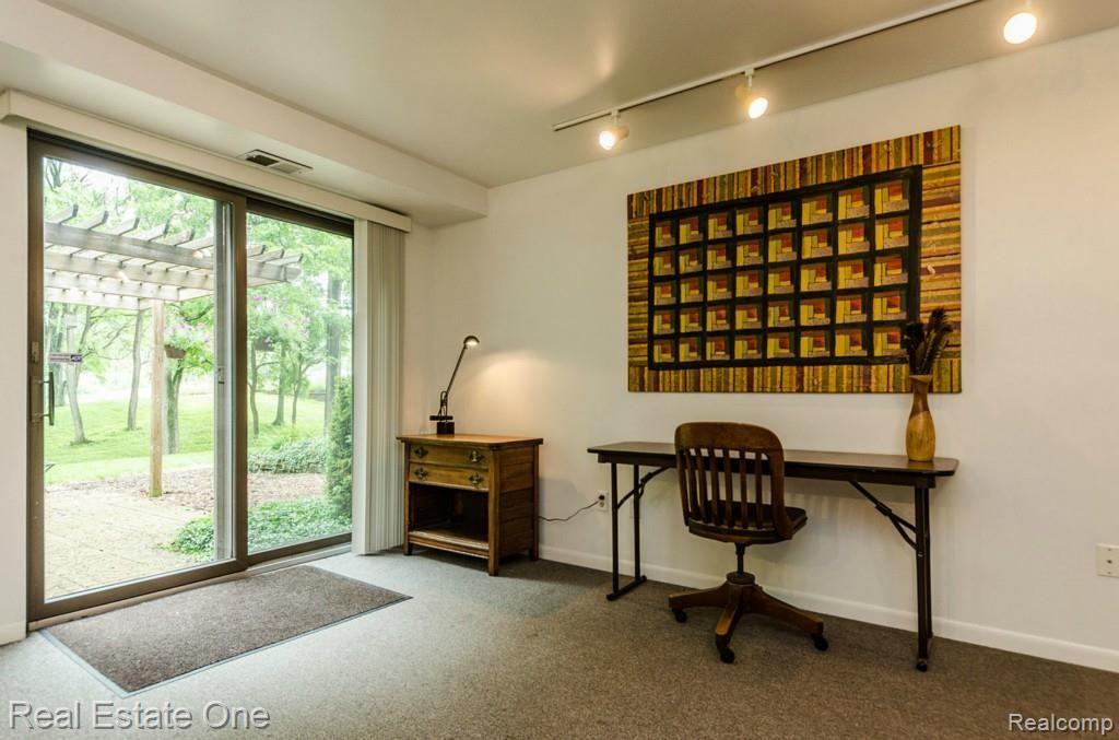 6560 Brighton Road Brighton, MI 48116 - Photo 41 of 57 40_35.jpg