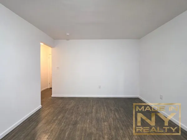 $2,000 | 36-20 Parsons Boulevard, Unit 1B | Downtown Flushing