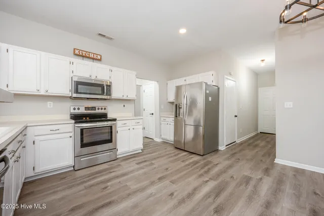 $399,000 | 209 Eagle Creek Road, Moyock, NC 27958