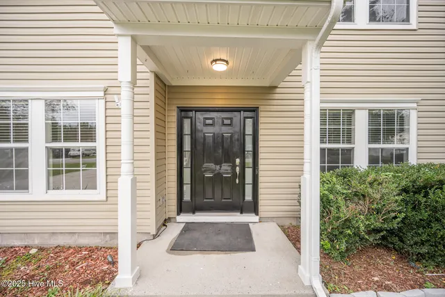 $399,000 | 209 Eagle Creek Road, Moyock, NC 27958