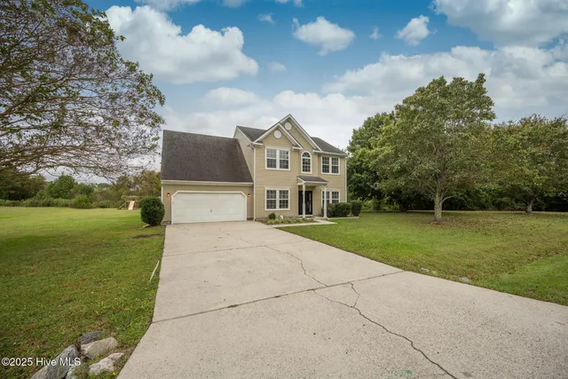 $399,000 | 209 Eagle Creek Road, Moyock, NC 27958