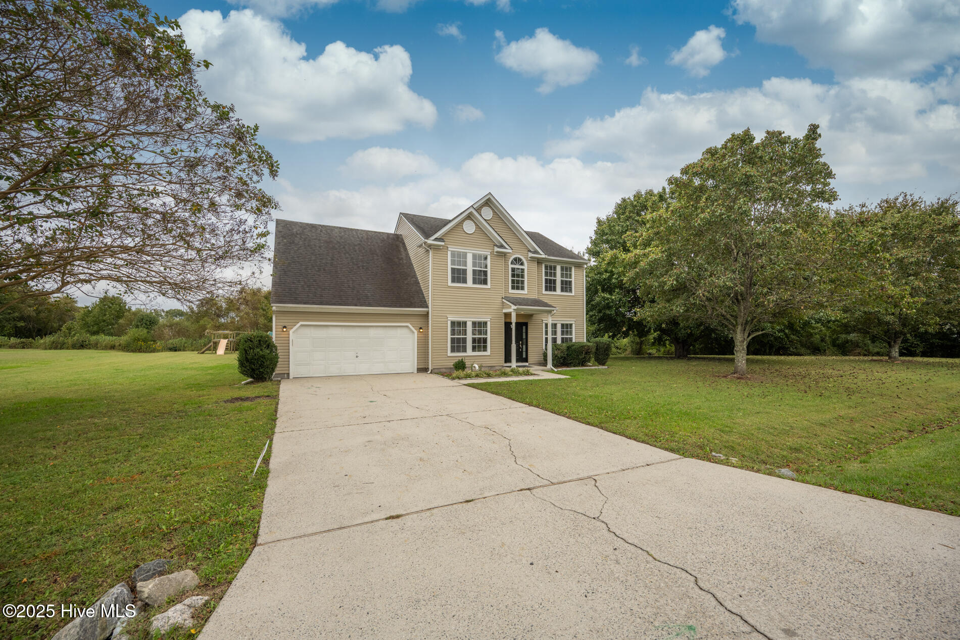 209 Eagle Creek Road Moyock, NC 27958 - Photo 4 of 56 209 Eagle Creek-48