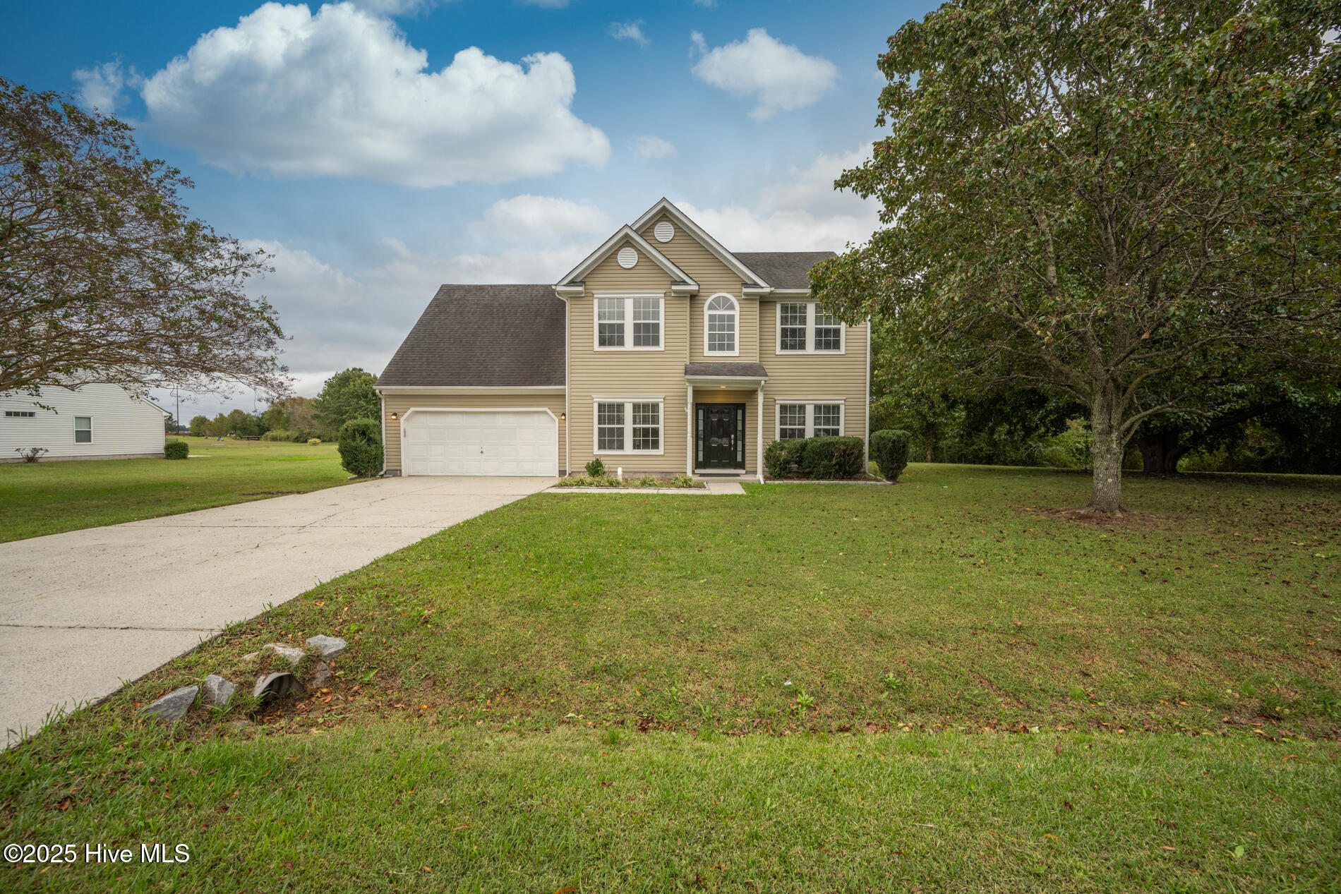 209 Eagle Creek Road Moyock, NC 27958 - Photo 6 of 56 209 Eagle Creek-51