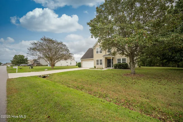 $399,000 | 209 Eagle Creek Road, Moyock, NC 27958