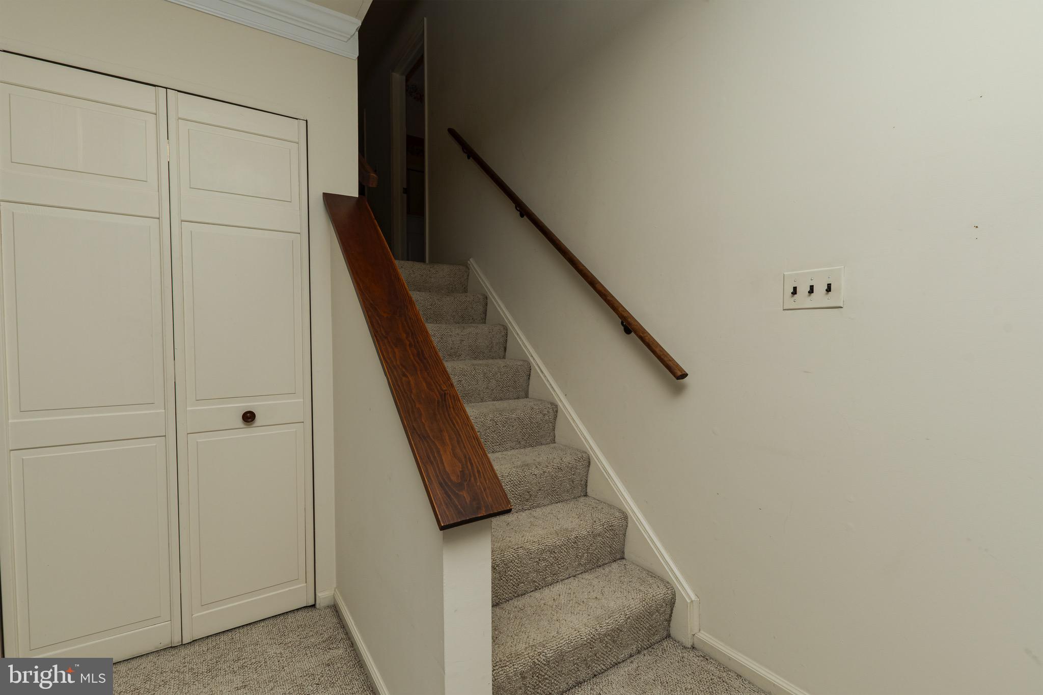 116 Autumn Horseshoe Bend Newark, DE 19702 - Photo 30 of 43 a view of entryway
