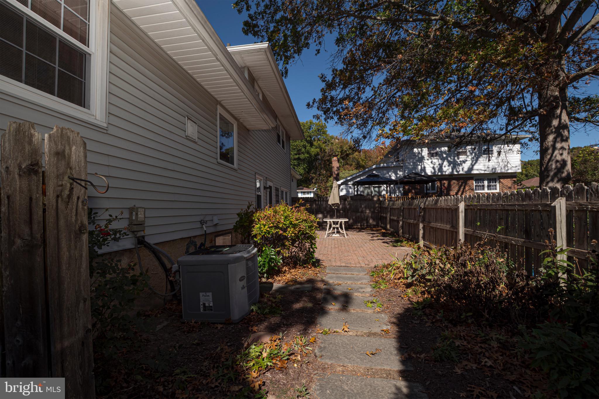 116 Autumn Horseshoe Bend Newark, DE 19702 - Photo 38 of 43 a view of a backyard of the house