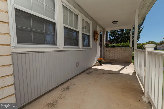 a view of a porch of the house
