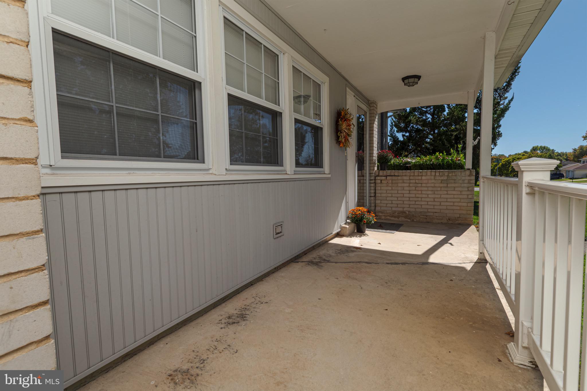 116 Autumn Horseshoe Bend Newark, DE 19702 - Photo 6 of 43 a view of a porch of the house
