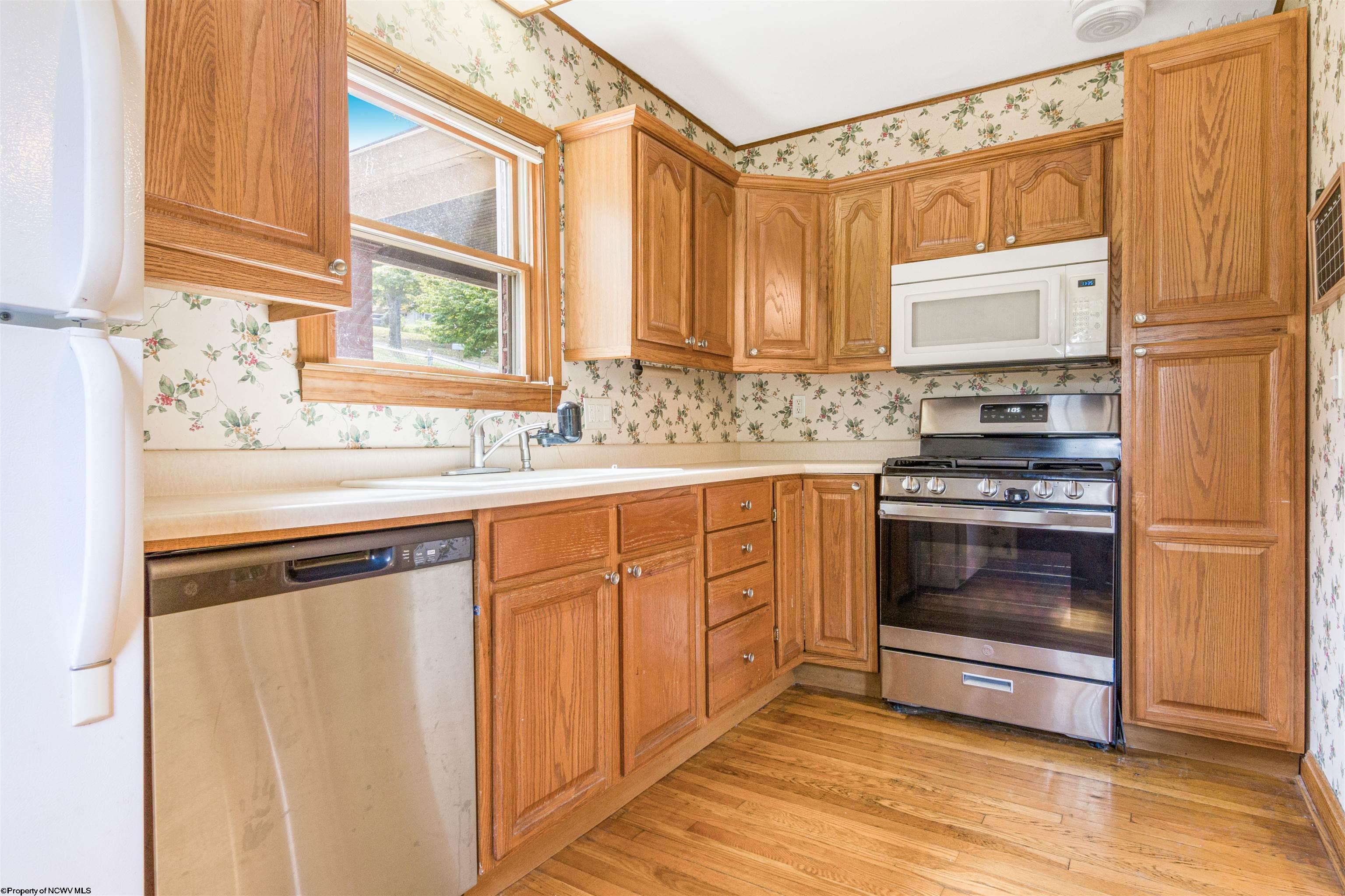 403 Walnut Street Point Marion, PA 15474 - Photo 18 of 33 Gallery Image 18