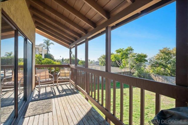 a view of a fence in a balcony