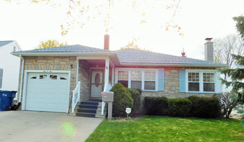 1002 South Hampton Street Bay City, MI 48708 - Photo 1 of 6 Gallery Image 1