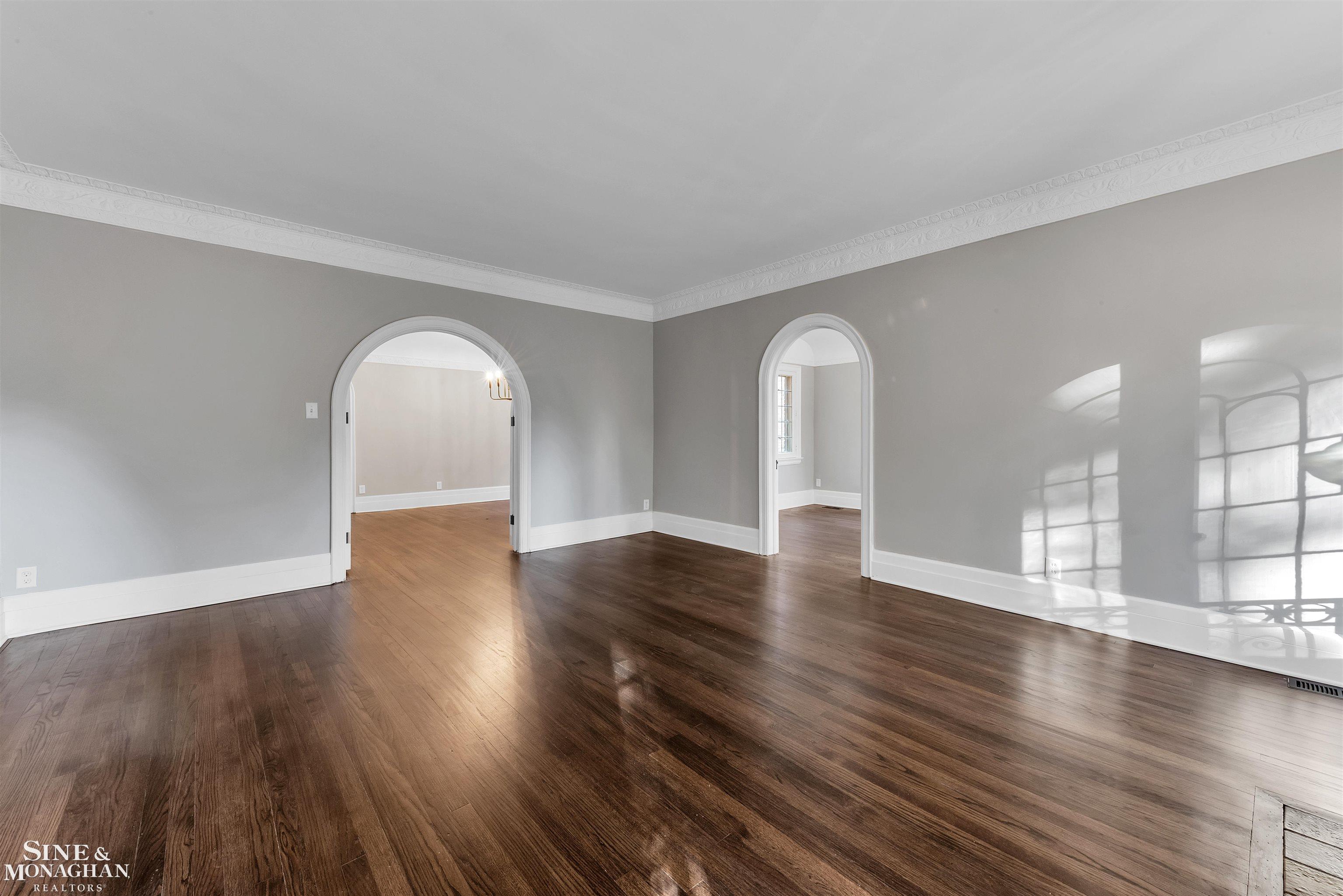 908 Trombley Road, Unit 2 Grosse Pointe, MI 48230 - Photo 4 of 73