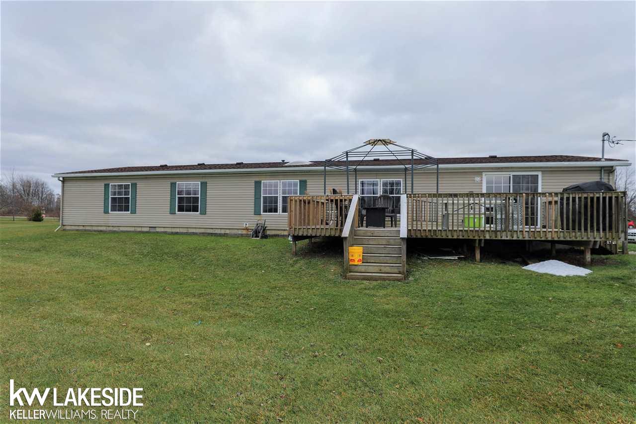 15988 Imlay City Road Capac, MI 48014 - Photo 35 of 37 50001033-34.JPG