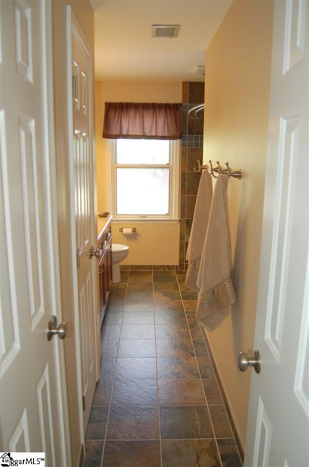 17 Cobblestone Road Greenville, SC 29615 - Photo 17 of 24 Gallery Image 17