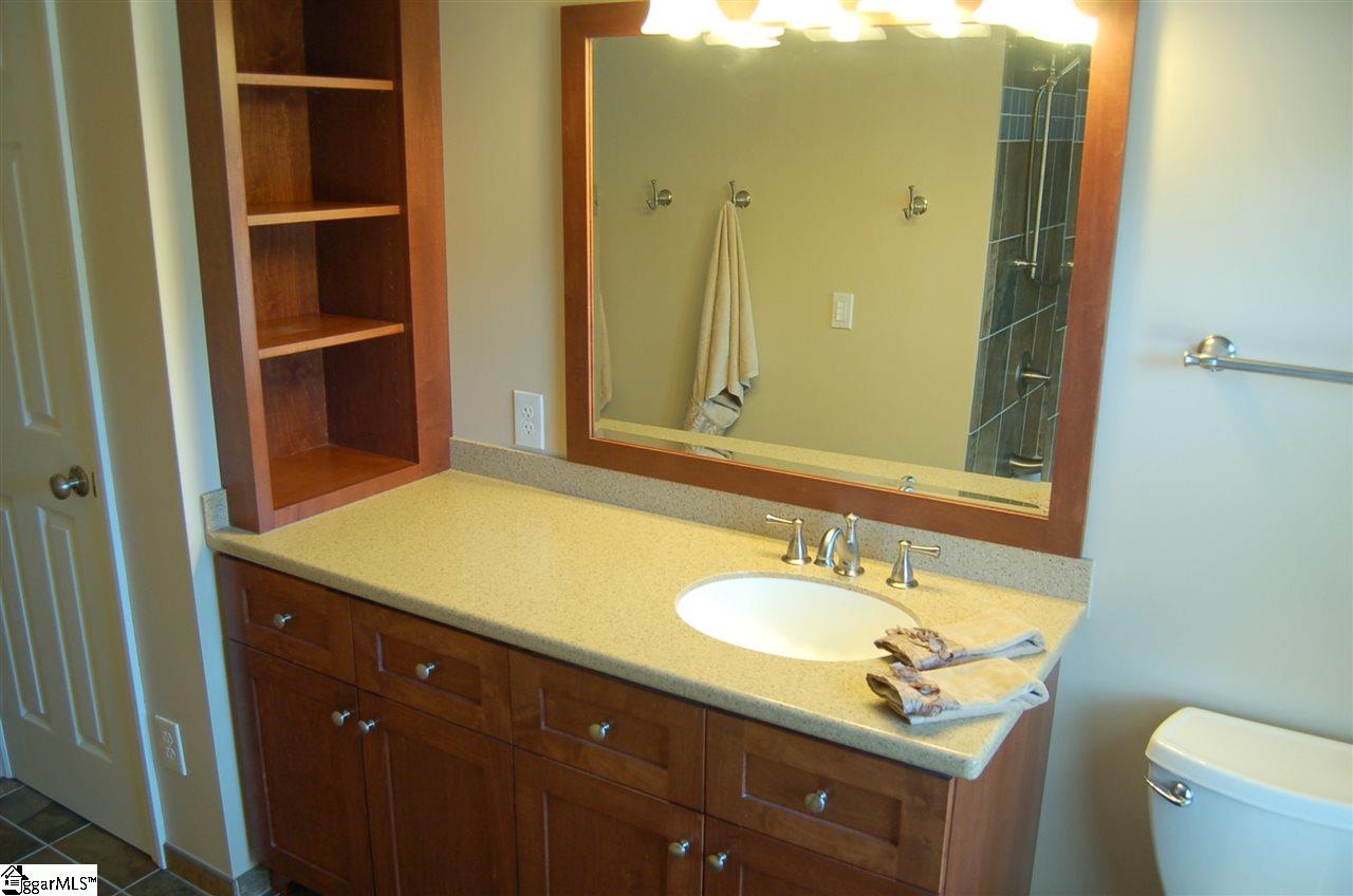 17 Cobblestone Road Greenville, SC 29615 - Photo 18 of 24 Gallery Image 18