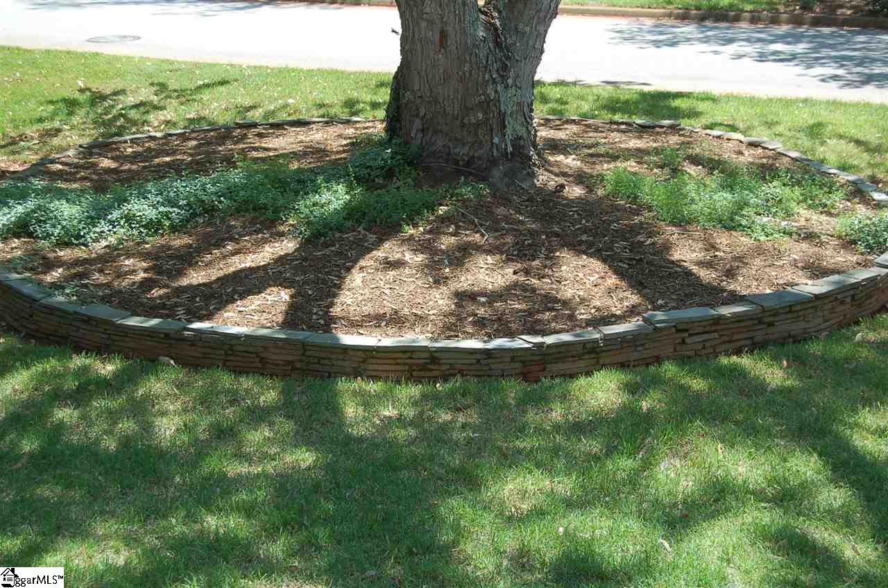 17 Cobblestone Road Greenville, SC 29615 - Photo 20 of 24 Gallery Image 20