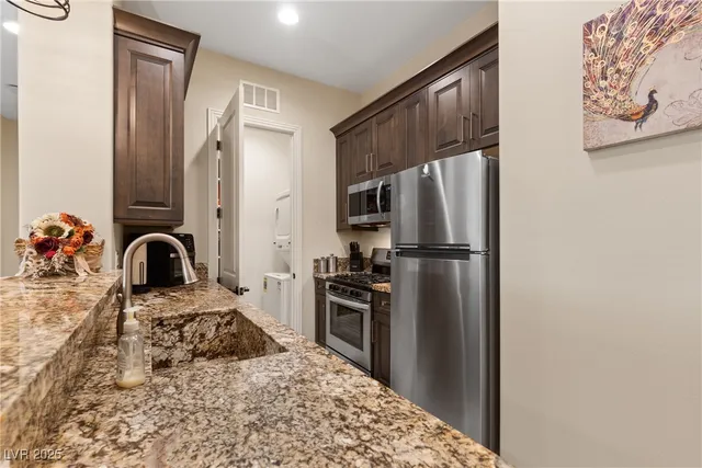 $3,399,000 | 9117 Hickam Avenue, Las Vegas, NV 89129