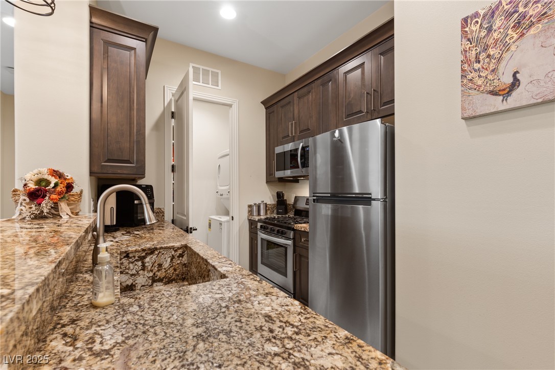 9117 Hickam Avenue Las Vegas, NV 89129 - Photo 50 of 90