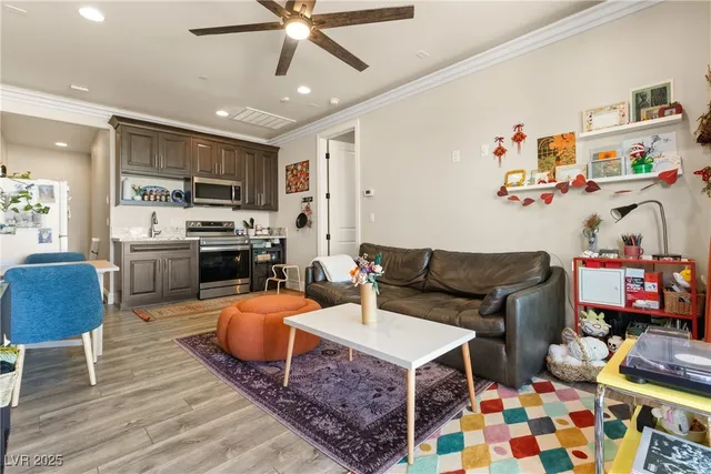 $3,399,000 | 9117 Hickam Avenue, Las Vegas, NV 89129