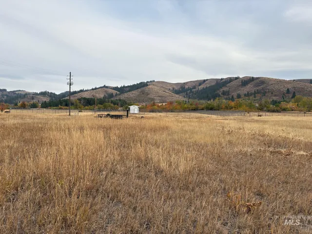 $22,500 | 2 Circle Drive, Council, ID 83612