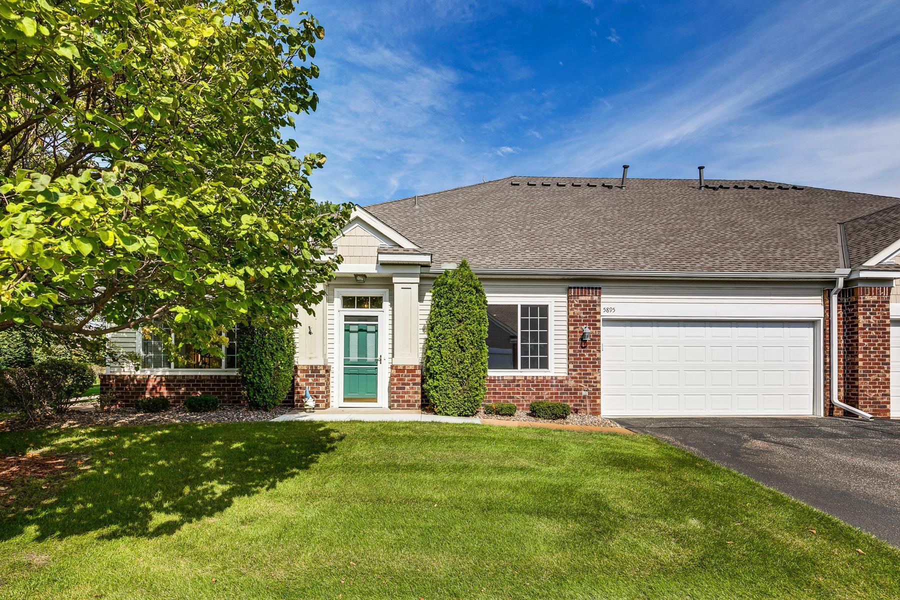 5895 Prairie Ridge Drive Shoreview, MN 55126 - Photo 3 of 29 Gallery Image 3