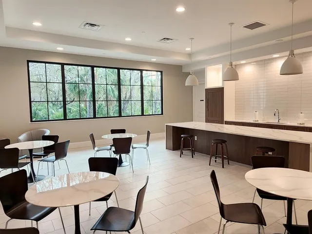 $5,500 | 5510 Chanteclaire, Unit 46, Sarasota, FL 34235