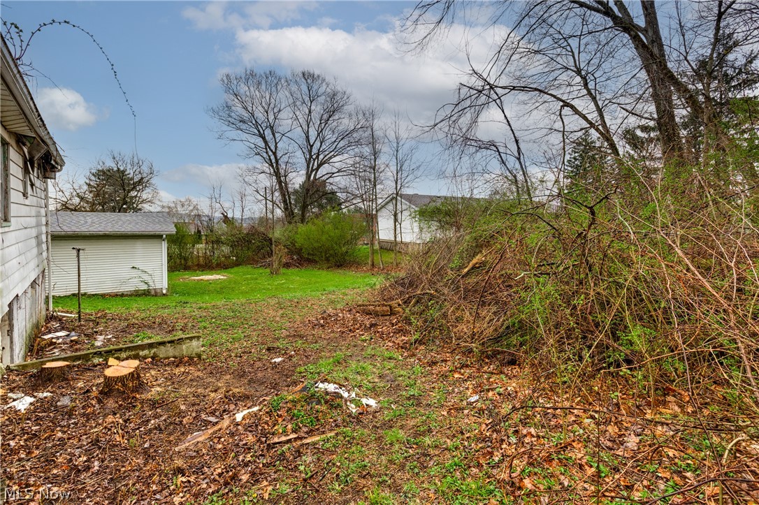 7766 Stewart Sharon Road Masury, OH 44438 - Photo 13 of 17