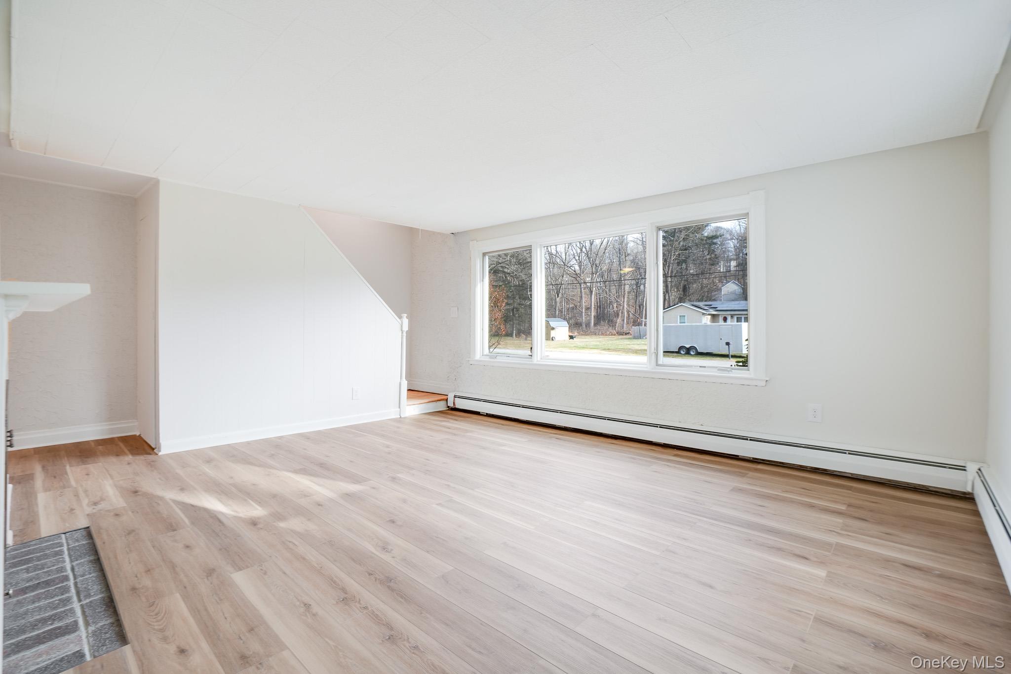 3 Pond Road Poughkeepsie, NY 12601 - Photo 3 of 31