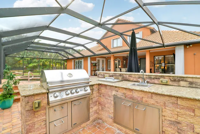 $999,950 | 3055 Northwest Stoney Creek Avenue, Jensen Beach, FL 34957