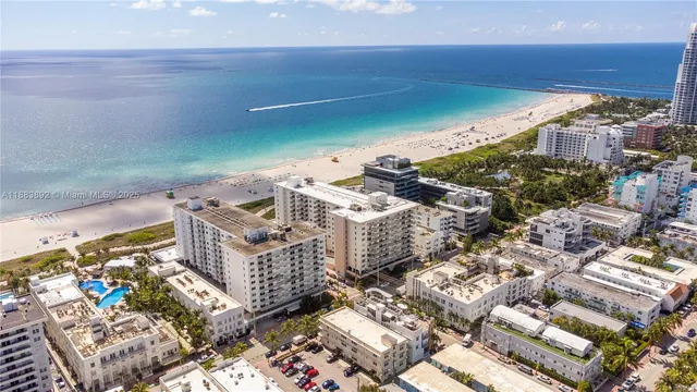 $499,000 | 345 Ocean Drive, Unit 707, Miami Beach, FL 33139
