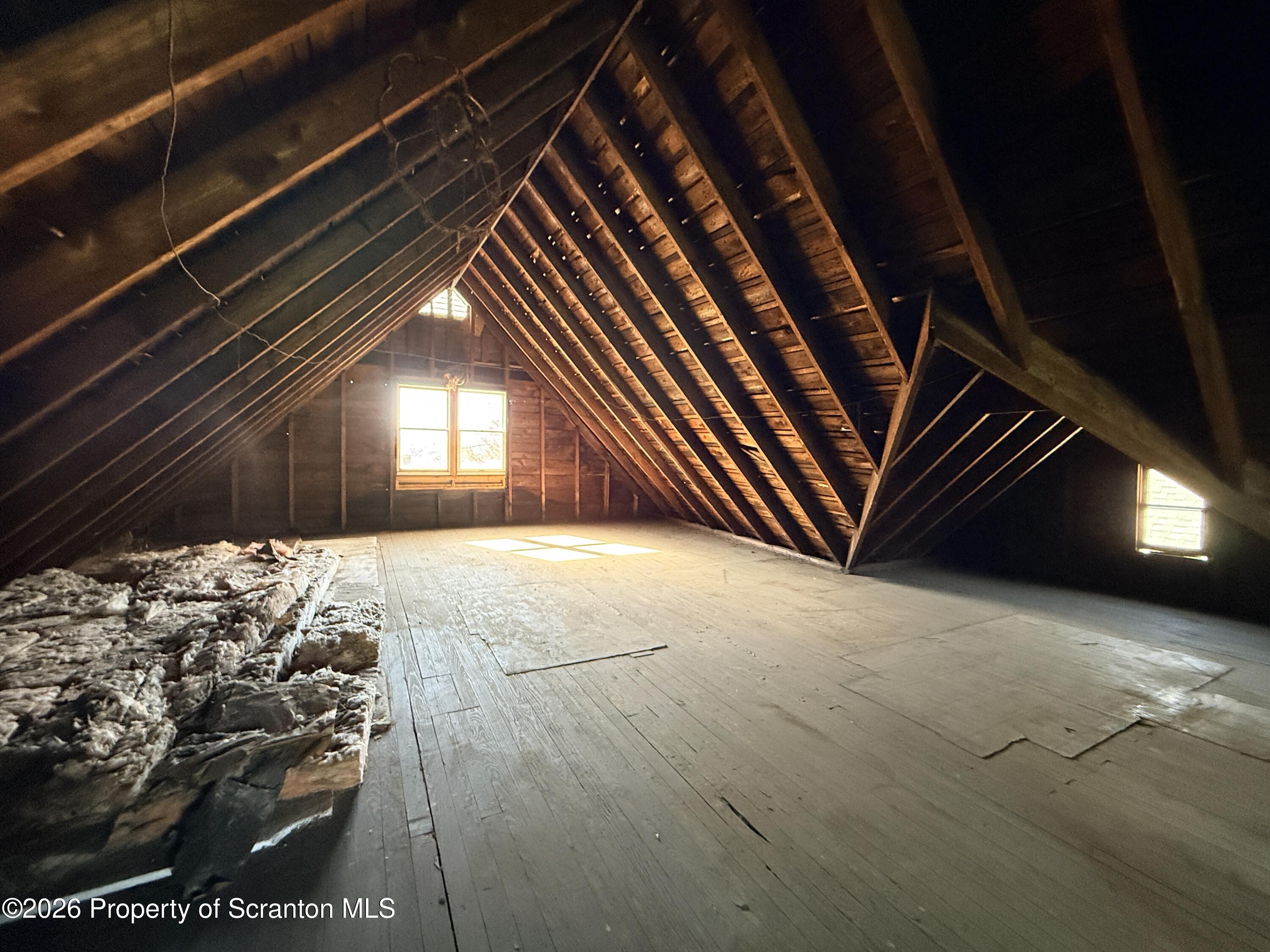 2045 Edna Avenue Scranton, PA 18508 - Photo 38 of 44 a view of empty room with windows