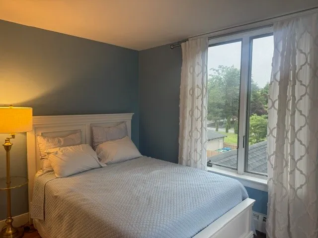 $3,300 | 158 Narragansett Avenue, Unit 1C, Newport, RI 02840