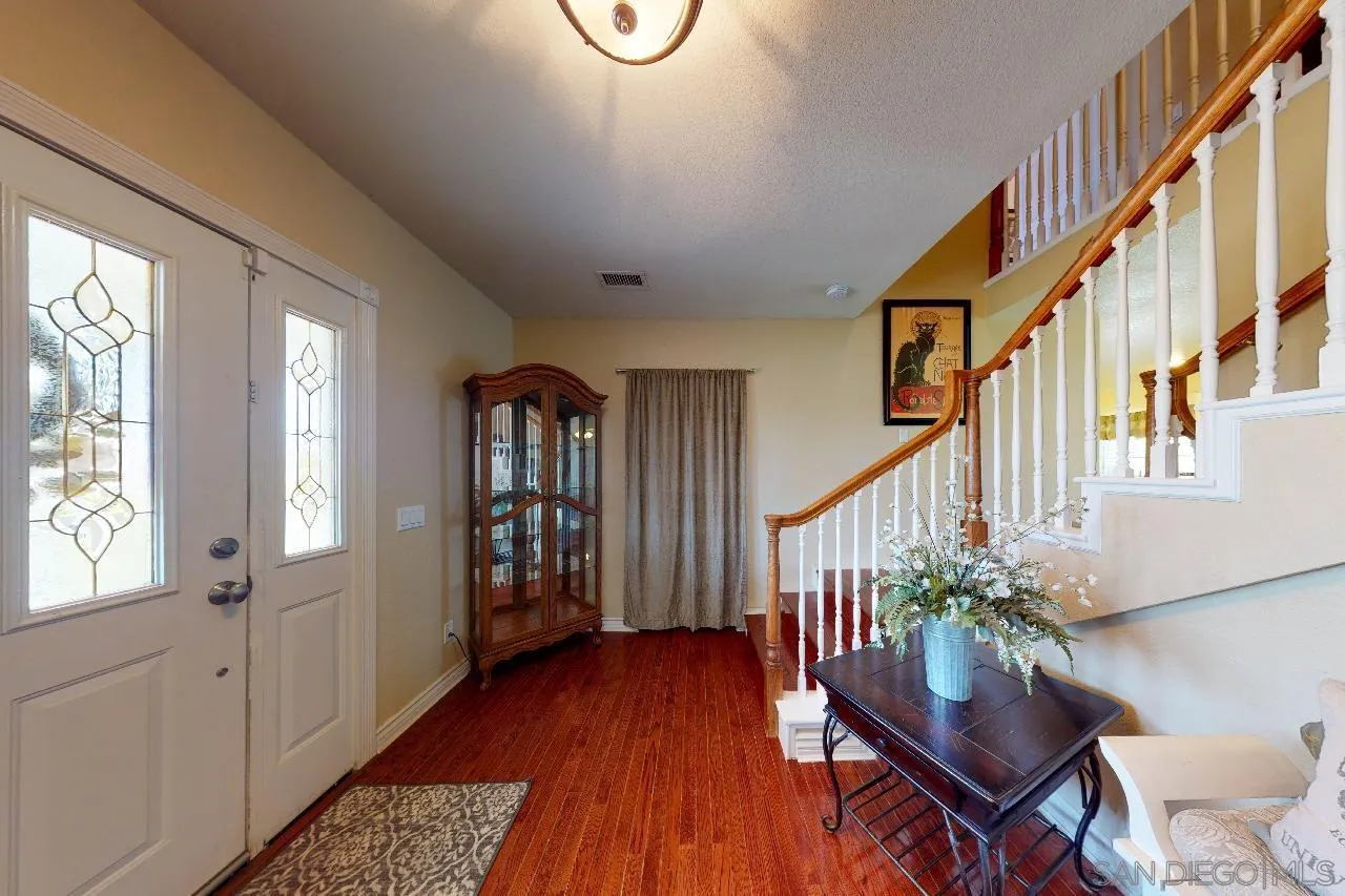 19044 Nandina Avenue Riverside, CA 92508 - Photo 4 of 42 Gallery Image 4