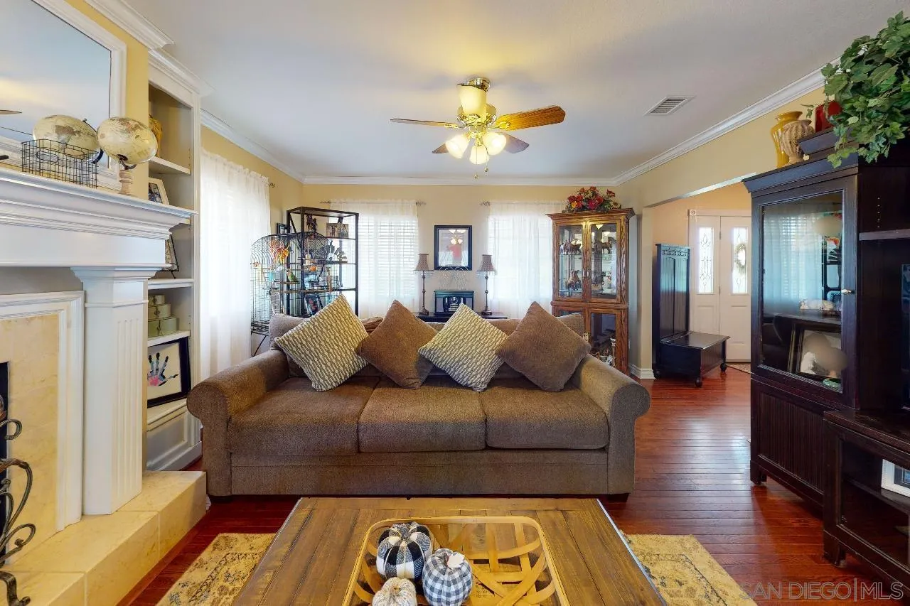 19044 Nandina Avenue Riverside, CA 92508 - Photo 7 of 42 Gallery Image 7