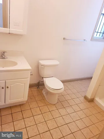 $1,000 | 1607 West Oxford Street, Unit 3, Philadelphia, PA 19121