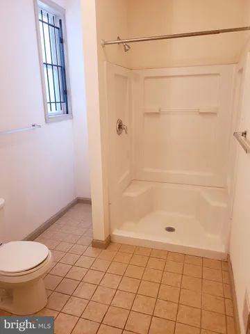 $1,000 | 1607 West Oxford Street, Unit 3, Philadelphia, PA 19121