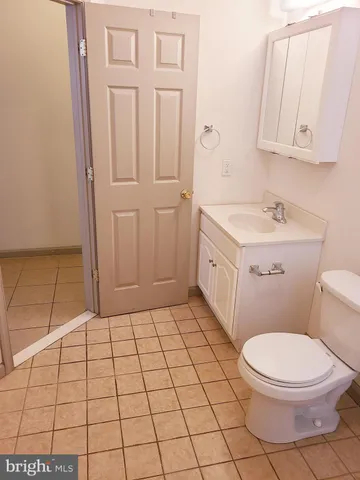 $1,000 | 1607 West Oxford Street, Unit 3, Philadelphia, PA 19121