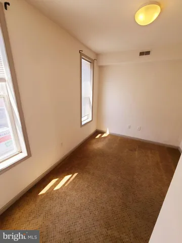 $1,000 | 1607 West Oxford Street, Unit 3, Philadelphia, PA 19121