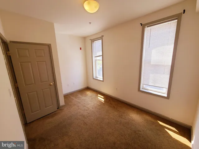 $1,000 | 1607 West Oxford Street, Unit 3, Philadelphia, PA 19121