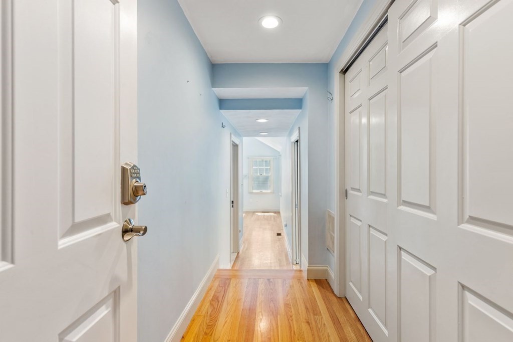 67 Simonds Road Lexington, MA 02420 - Photo 17 of 34