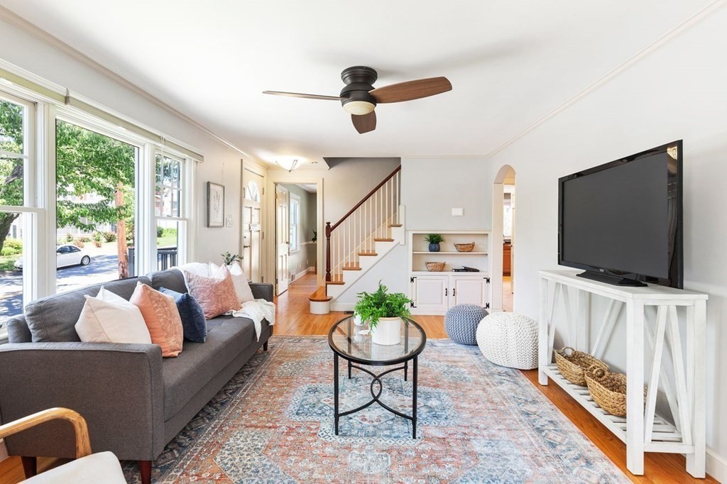 67 Simonds Road Lexington, MA 02420 - Photo 7 of 34