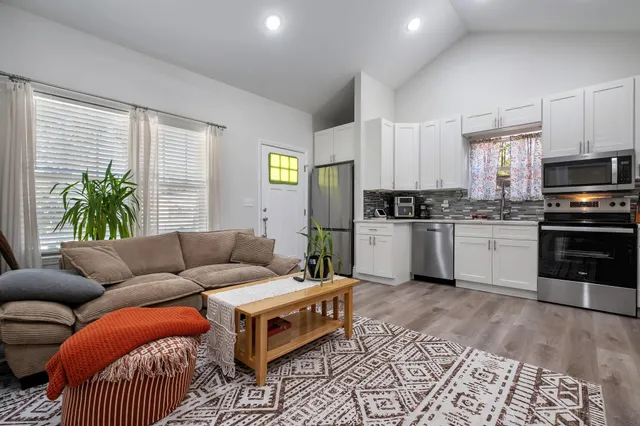 $1,450 | 15 Arapaho Trail, Crawfordville, FL 32327