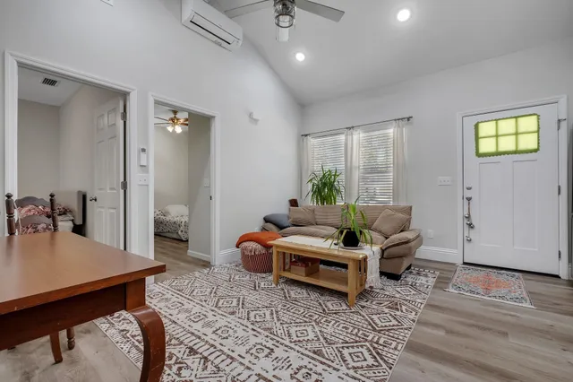 $1,450 | 15 Arapaho Trail, Crawfordville, FL 32327