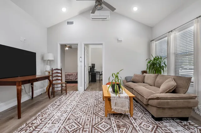 $1,450 | 15 Arapaho Trail, Crawfordville, FL 32327