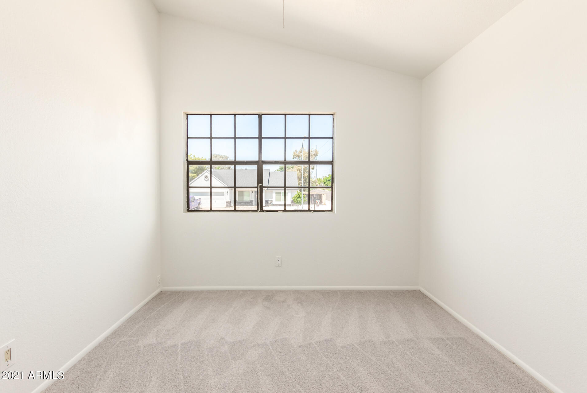 1133 East Utopia Road Phoenix, AZ 85024 - Photo 14 of 18 photo_14