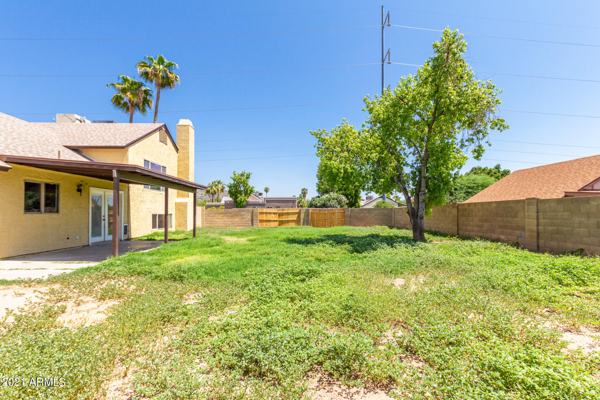 1133 East Utopia Road Phoenix, AZ 85024 - Photo 5 of 18 photo_05