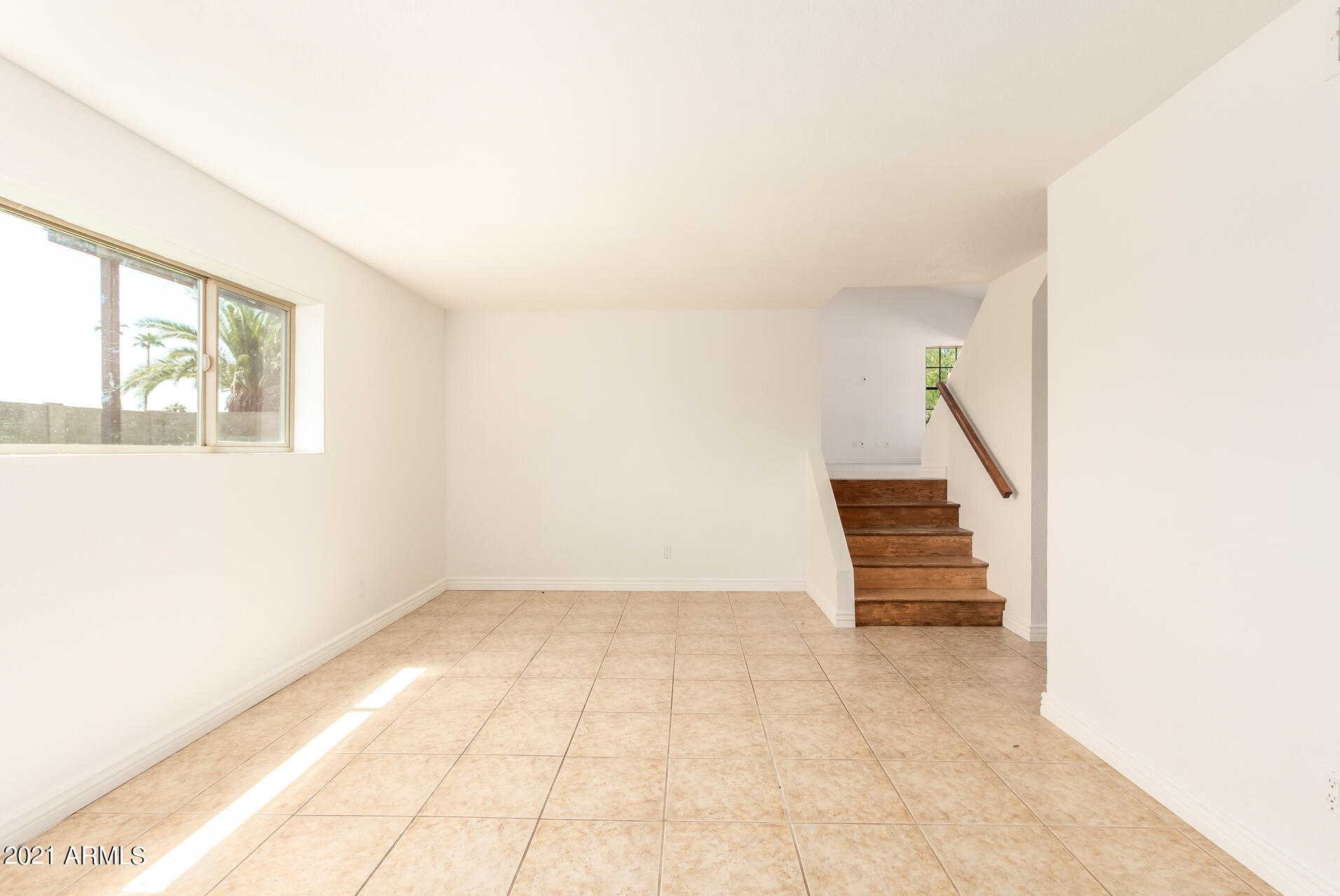 1133 East Utopia Road Phoenix, AZ 85024 - Photo 6 of 18 photo_06