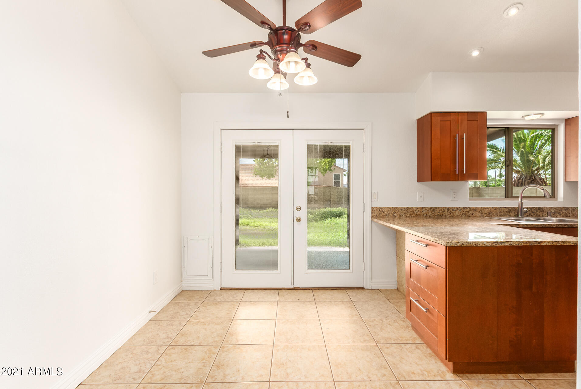 1133 East Utopia Road Phoenix, AZ 85024 - Photo 10 of 18 photo_10