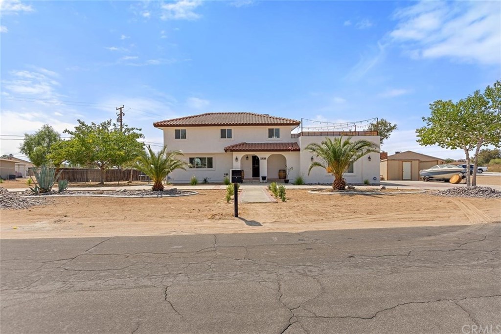 16110 Wintun Road Apple Valley, CA 92307 - Photo 2 of 61 Gallery Image 2
