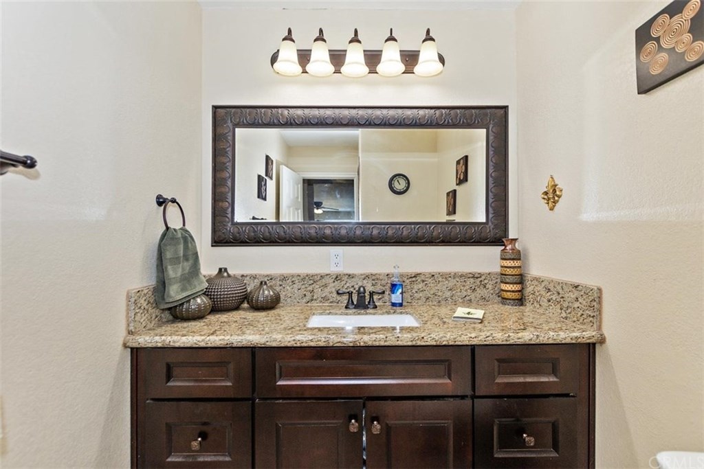 16110 Wintun Road Apple Valley, CA 92307 - Photo 10 of 61 Gallery Image 10
